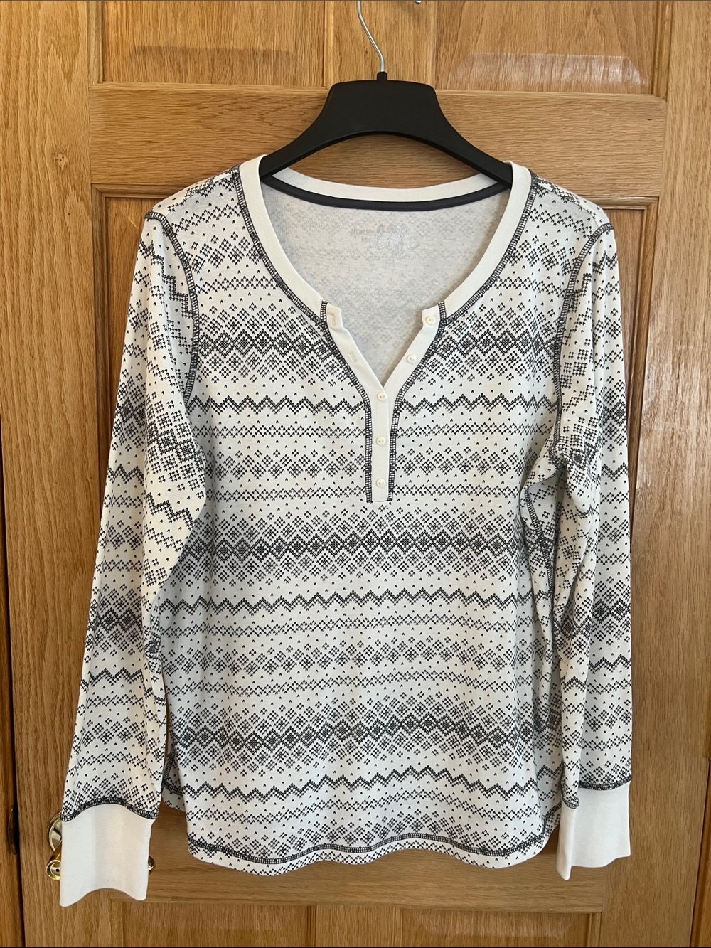 made for life -  Women's Cream and Gray Long Sleeve Henley Tee XL